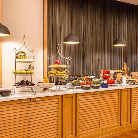 Grand Pasha & Casino Hotell