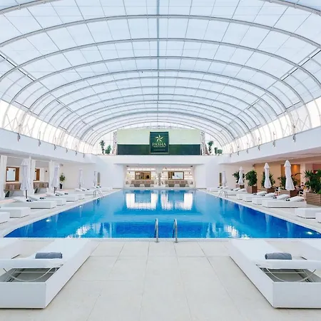 Szálloda Grand Pasha & Casino 5*