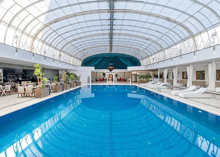 Grand Pasha & Casino 5* 尼科西亚