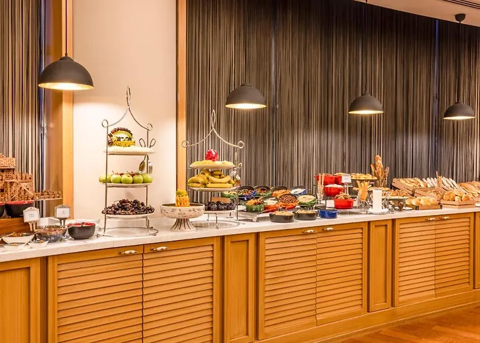 Grand Pasha & Casino 酒店