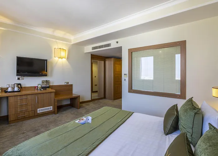 Grand Pasha & Casino 酒店